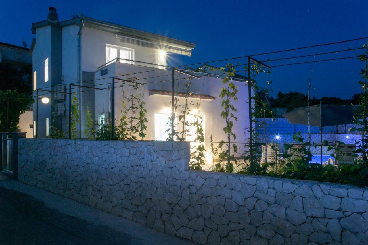 Villa Supuk Vinisce Exterior photo